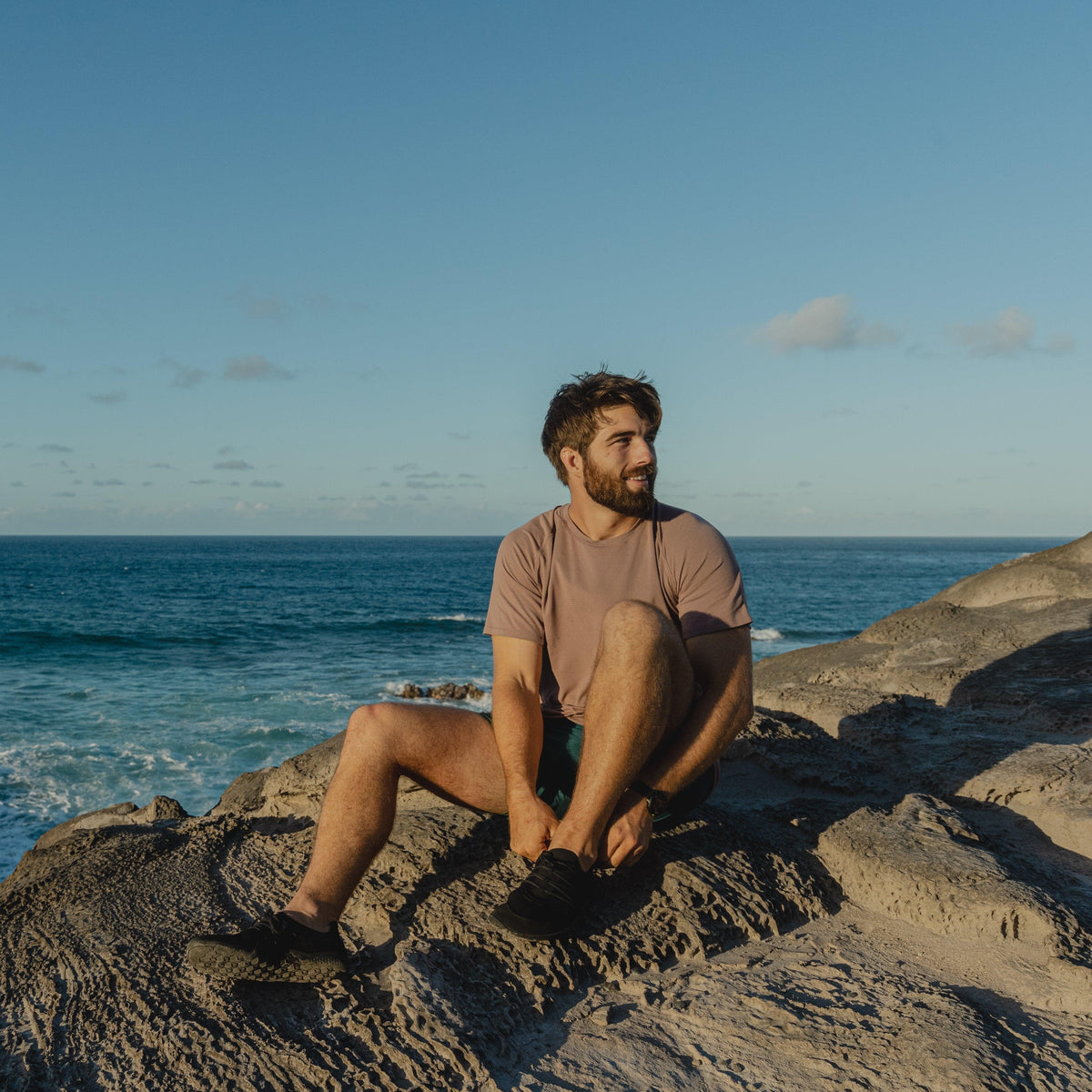 LONO FLOW Black Barefoot Shoes